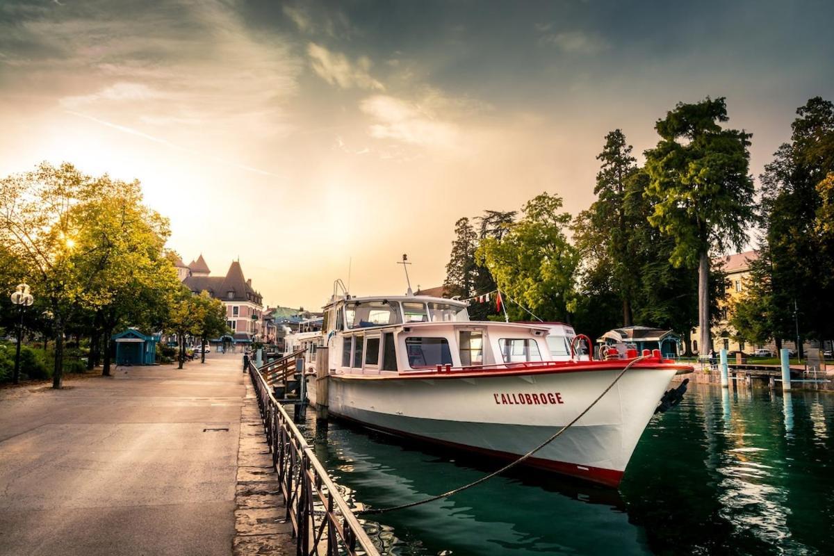 Golden Beach Parking Proche Du Lac Анси Екстериор снимка